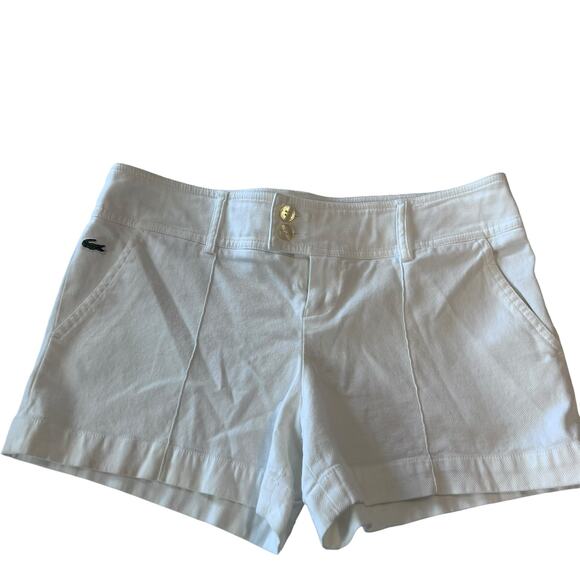 Izod, women's size 40 (medium) white soft denim shorts,  coastal, preppy #2681 - Picture 1 of 7